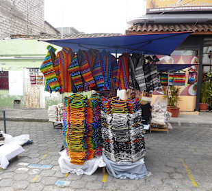 Samstag ist die ganze Stadt ein großer Markt