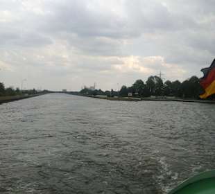 Auf dem Weg zur größten Wasserkreuzstr. der Welt