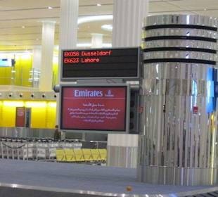 Kein Gedränge am Kofferband