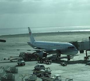 L'aeroporto in riva al mare