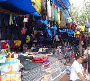 Auf dem Markt unterwegs