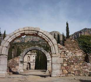 Viñedos, monasterios y paisajes preciosos