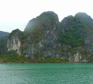 Wunderschöne Halong Bucht