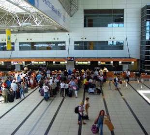 Flughafen Antalya Terminal 1 & 2