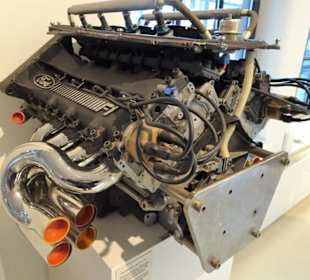 Rundgang durch das Automuseum Prototyp