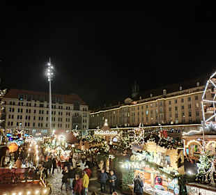 Striezelmarkt 