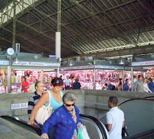 In der Markthalle