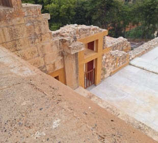 Knossos