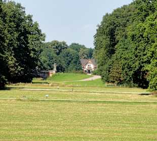 Blick vom Parkhotel zur Meierei