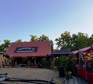 Bierhütten und Außenbereiche