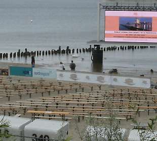 Seebrücke Ahlbeck mit Open Air Bühne