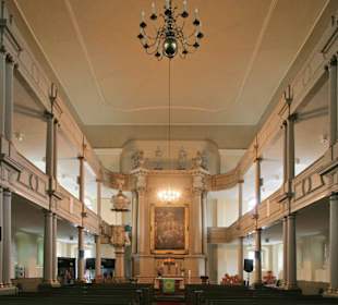 Blick in das Kirchenschiff