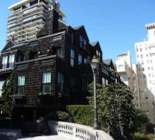 Haus am Russian Hill