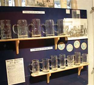 Maßkrüge seit 1952