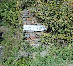 Moselsteig Einstieg zur Burg Eltz