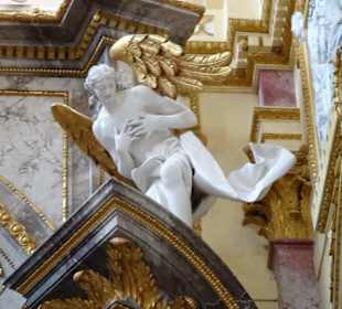 Details vom Altar im Querschiff