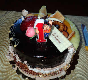 Die Geburtstagstorte schmeckte so gut!