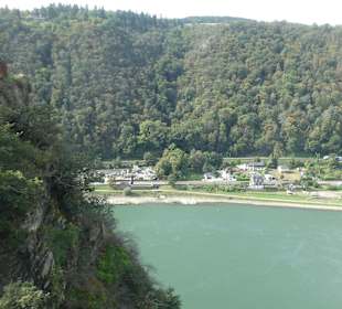 Ausblick vom Loreley-Felsen (Loreley-Plateau)