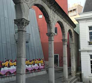 Beim Hof in der Altstadt von Aachen