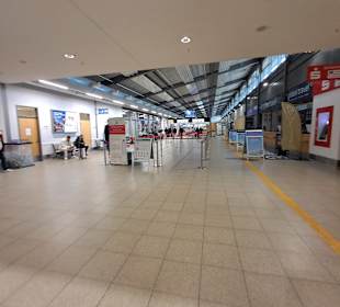 Flughafen Karlsruhe/ Baden-Baden (FKB)