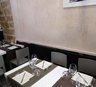 Impressionen aus dem Gastraum der Trattoria