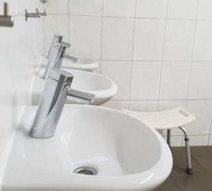 Sanitärblock/Campingplatz/Bärwalder See