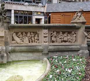 Heinzelmännchenbrunnen