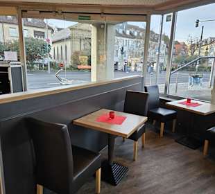 Müllerbäck direkt an der Brücke