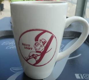 Junge Die Bäckerei. Am Leuchtenfeld