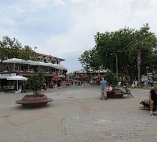 Zur Hafenpromenade