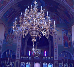 Innenraum einer Kirche in Fira