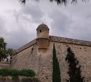 Museo Es Baluard / Bollwerk Museum