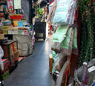 Longshan-Tempel - Herb Lane