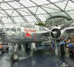B26 im Hangar 7