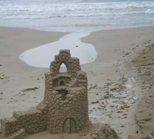 Gegenüber der Strandmeile