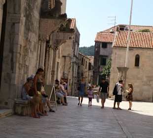Vor der Kathedrale Sveti Marko