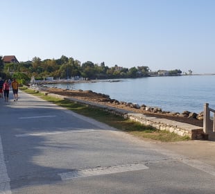 Strandpromenade Side