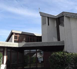 Kirche Christus König des Friedens Kirchentellinsf