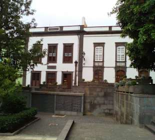 Sehenswürdigkeiten in Arucas, bitte zuordnen Danke