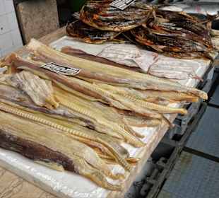 In der Fischabteilung der Markthalle