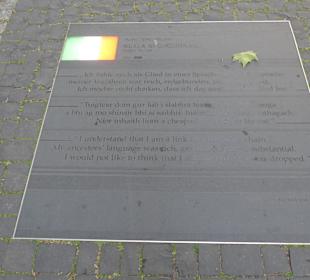 Granitplatte für Irland am Pfad der Visionäre