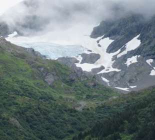 Auf dem Weg zu den Gletschern
