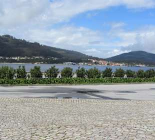 Blick aufs Flußufer