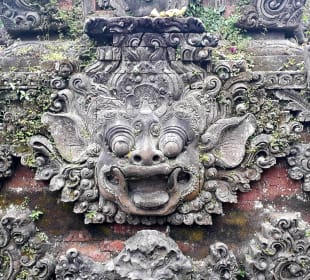 Puri Saren Agung