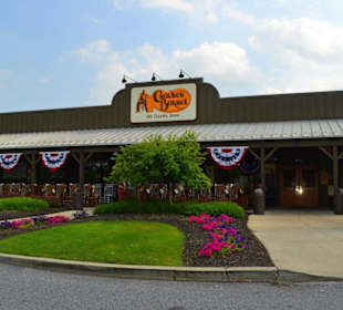 Cracker Barrel Old Country Store & Restaurant