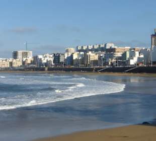 Die Playa de las Canteras von Las Palmas