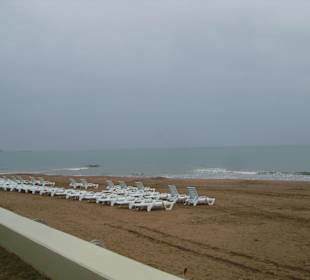 Strand vorm Perissia, hier ist er noch