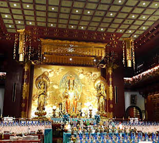 Buddha Tooth Relict Temple