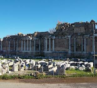 Wiederaufbau Antike Stadt