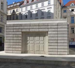 Beeindruckendes Mahnmal auf dem Judenplatz
